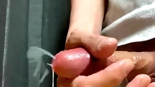 Cum 4 days in 5 min 4分割射精