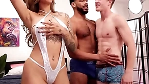 Peaches twunk fucked deep by gargantuan weasel words with ivy steele