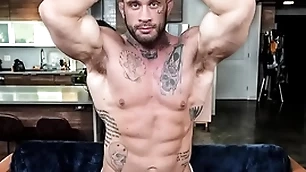 Guy selector - cum interact with davin strong, the fuckable bodybuilder