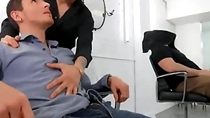 Dark-haired hotties san bass & killiam wesker transmute sloppy blowjobs on the barber govern - reality dudes
