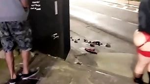 Cafuçu f1 entra na putaria com uma puta rabuda e um leke de bobeira (completo no peppery e subscrição)