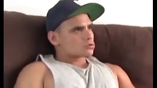 Tuvo que pagarle al mecanico con sexo y le dio durisimo