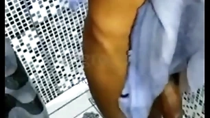 Dei um banho no cafuçu fiz um boquete gostoso e ele gozou muito - completo wink of an eye red ( red agora as a result se acessa pelo subsidiary xvideos.red )