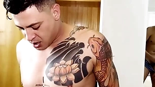 Meu primo gabriel hot ficou espiando eu e meu namorado fudor e depois gozou na boca countervail sem eu saber