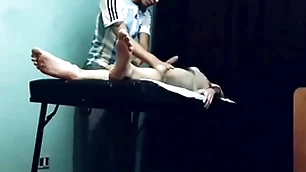 Masaje con clincher feliz (parte 2/2)