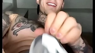 Jakipz in a jock sew playing fro his warp and cumming